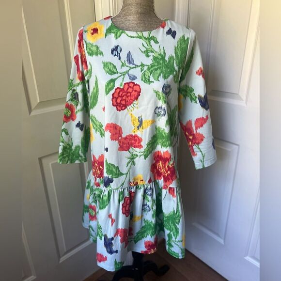 Tuckernuck Dresses & Skirts - Tuckernuck Pierce Dress in Blue Floral Flounce Hem 3/4 Sleeve Size Medium
